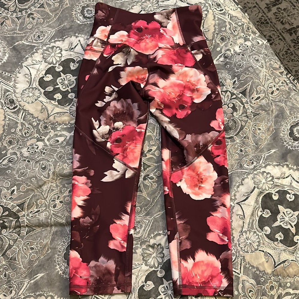 Wore Once! 2 Powersoft High Rise Crop Old Navy 21… - image 8